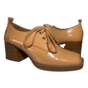 SODA Women's Square Toe Beige Brown Heels Shoes Size 7.5 Faux Patent Leather